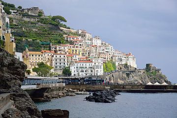 Zonneschijn op Amalfi van Frank's Awesome Travels