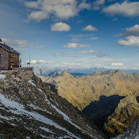 Hoog gelegen berghut in Zuid-Tirol met groots uitzicht van Sean Vos