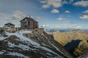 Hoog gelegen berghut in Zuid-Tirol met groots uitzicht