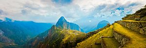Panorama van Machu Picchu, Peru van Henk Meijer Photography