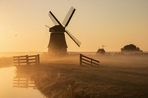 Die Etersheimer Braakmolen bei Sonnenaufgang