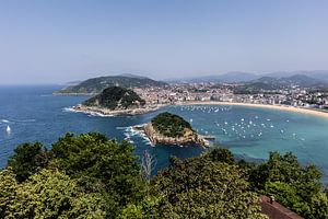 belle vue sur la baie (La Concha) de Saint-Sébastien (Donestia)