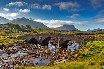 historische brug bij Sligachan, eiland Skye, historische brug bij Sligachan