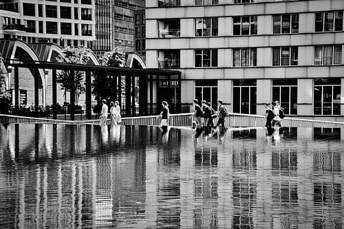 Reflets dans l'eau sur Monique Verlouw