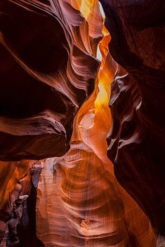 Canyons in America, Antelope Canyon by Gert Hilbink