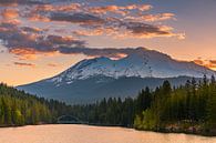 View on Mount Shasta, California by Henk Meijer Photography thumbnail