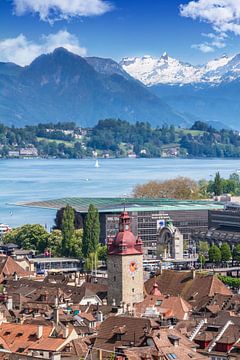 LUZERN Uitzicht op het meer van Luzern van Melanie Viola