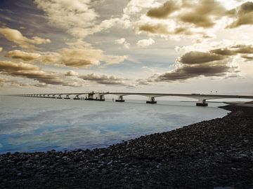 Zeeland Bridge sur Art By Dominic