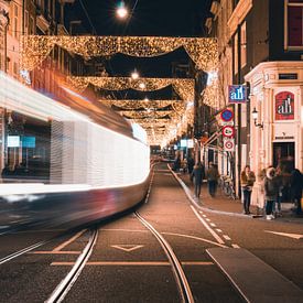 Utrechtsestraat am Abend von Ali Celik