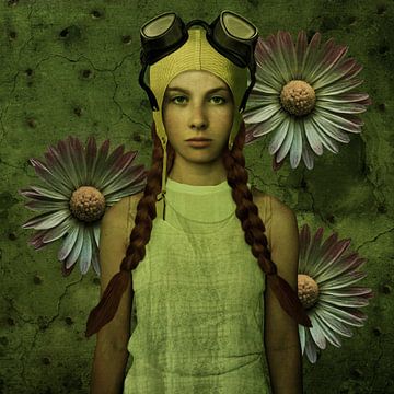 Vintage Beauty Bathing Hat Pink White Daisies