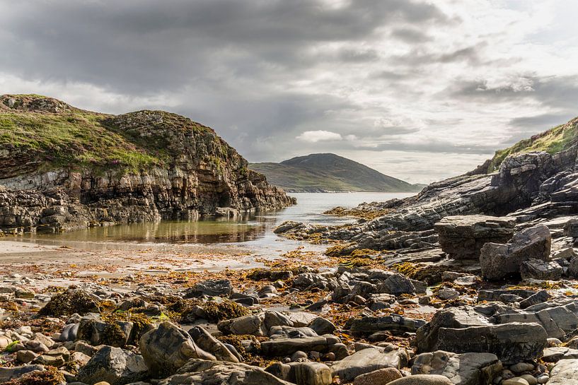 Irish rocky coastline on the North Atlantic Ocean by Tony Buijse