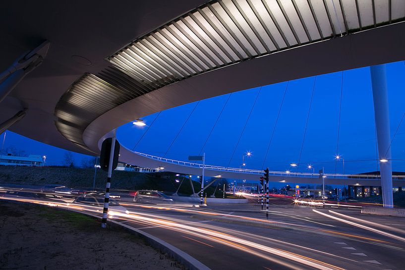 Hovenring in Eindhoven van Michelle Peeters