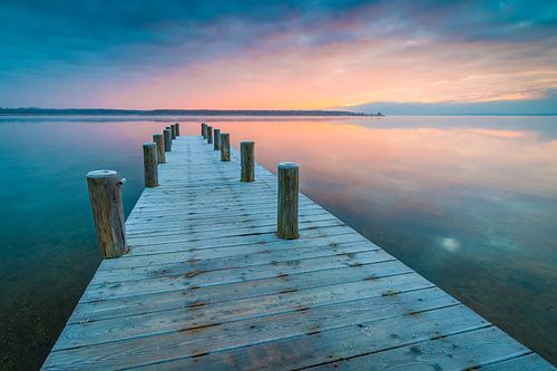 Zonsopgang bij het meer