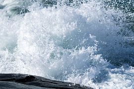 Wellenaufprall – Dynamische Meeresaufnahmen