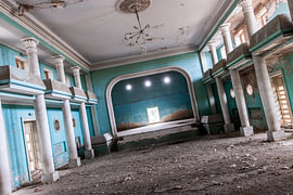 Abandoned cultural centre in Georgia by Gentleman of Decay