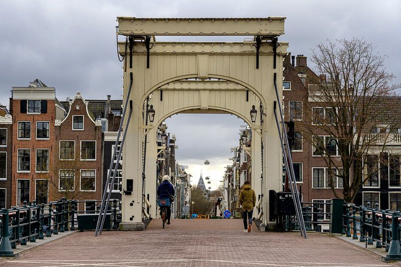Skinny Bridge Amsterdam by Peter Bartelings