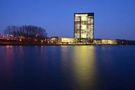 Rijkswaterstaatkantoor Westraven aan Amsterdam-Rijnkanaal van Donker Utrecht thumbnail