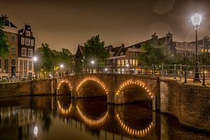 Aan de  Amsterdamse grachten... van Paul van Baardwijk