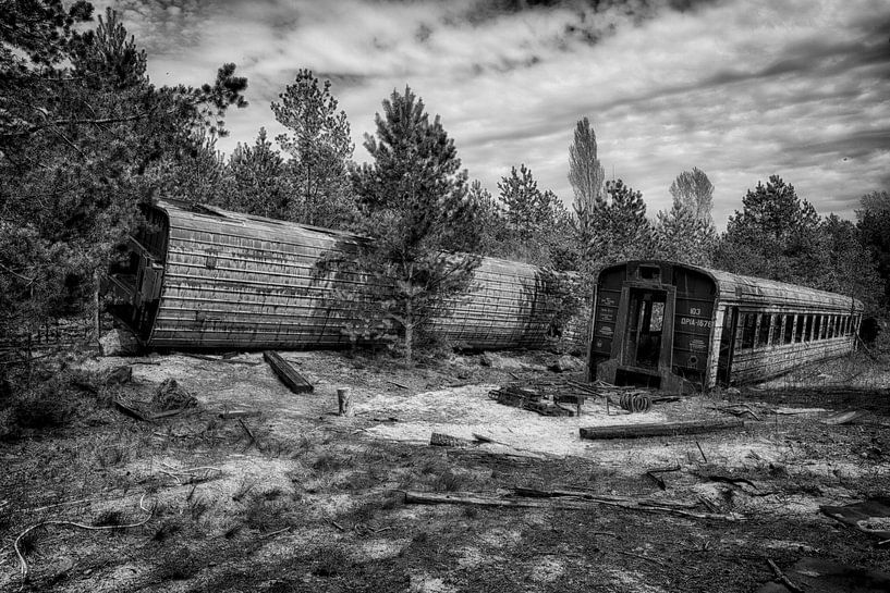 Chernobyl Train 4 van Kirsten Scholten