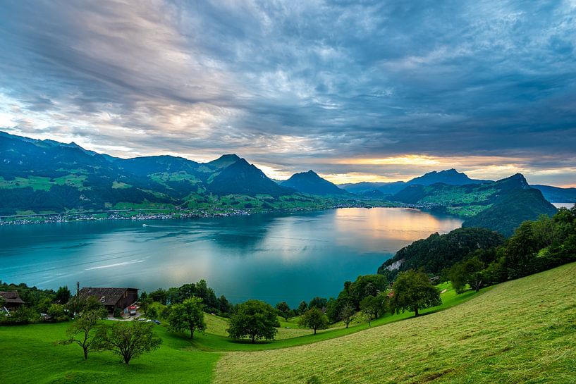 Sunset at the Vierwaldstattersee by Eelke Brandsma
