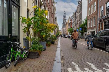 Fietsend naar de Westerkerk in Amsterdam