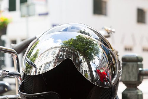 Stadsgezicht in helm
