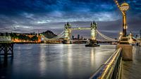 Londen - Tower Bridge - Thames van Rene Siebring thumbnail