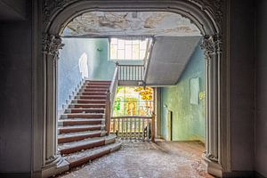 Lost Place - cage d'escalier abandonnée sur Gentleman of Decay