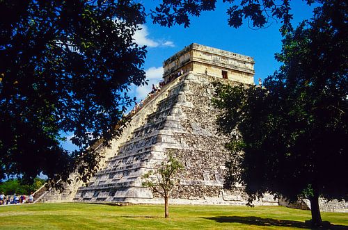 The pyramid - analogue photography!