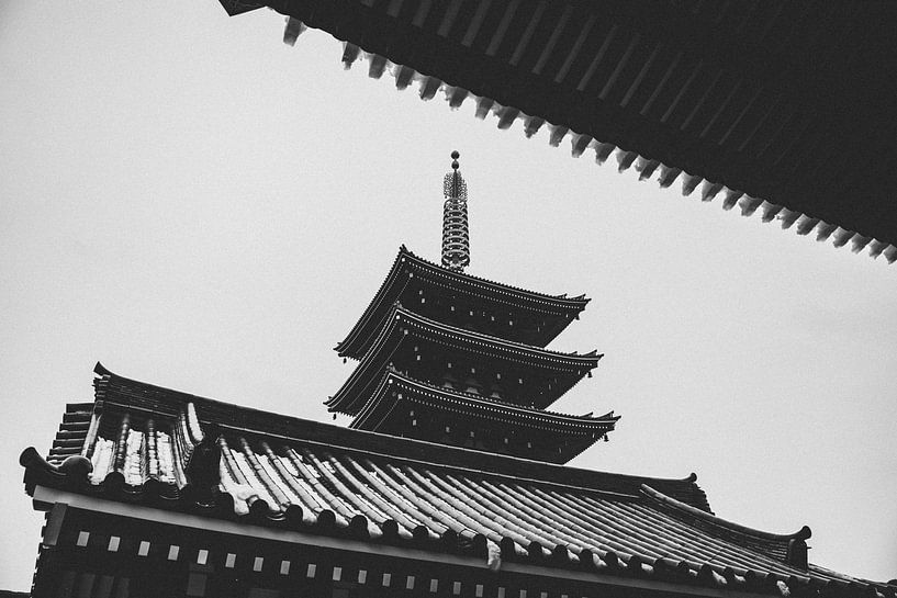 Asakusa Temple: A Pillar of Spiritual Tranquillity by Ken Tempelers