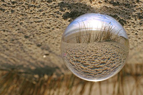 Crystalball at the beach by Steffi Flei