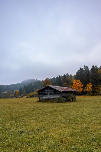 Sombere herfstdag in Garmisch-Partenkirchen