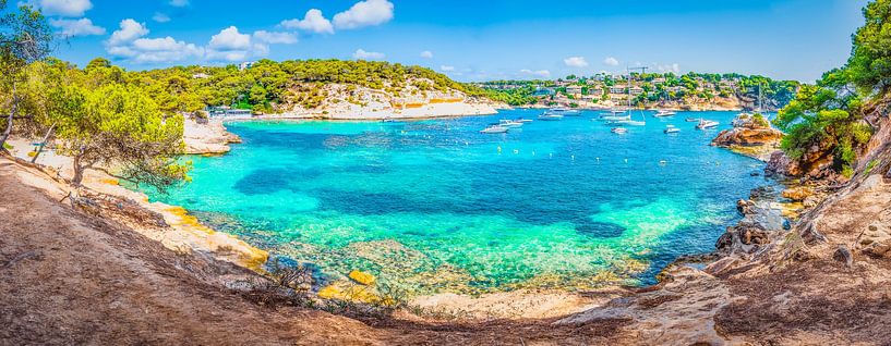 Mallorca strand en baai van Mustafa Kurnaz