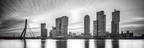 Skyline von Rotterdam mit der Spitze des Südens