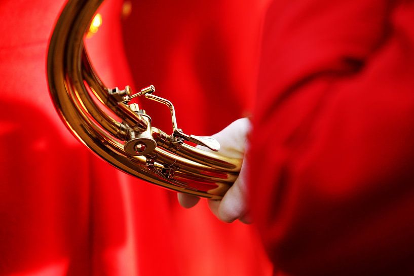 Detail of the sonneur with hunting horn by Caroline van der Vecht