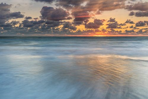 landschap van zonsondergang op Texel. Noordzee,