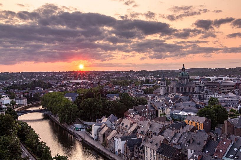 Sonnenuntergang mit Blick auf die Stadt Namur von der Zitadelle aus | Stadtfotografie von Daan Duvillier | Dsquared Photography