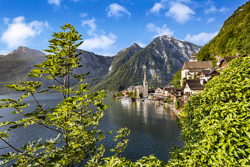 Hallstatt - A Magical Glimpse of the Salzkammergut