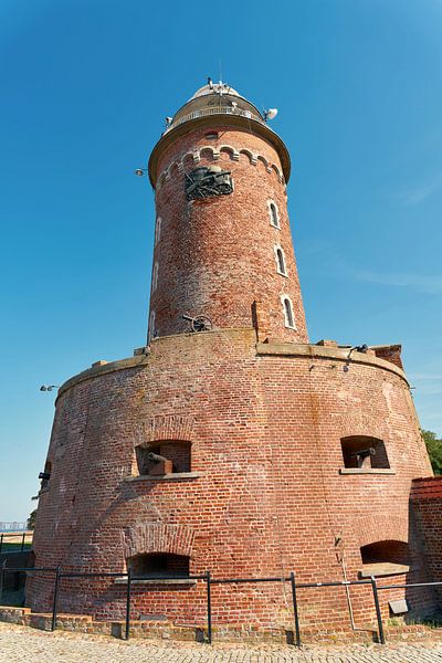 Leuchtturm der Stadt Kolobrzeg an der polnischen Ostseeküste von Heiko Kueverling