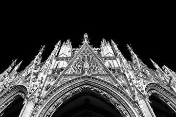 Die Kathedrale in Schwarz und Weiß