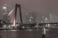 Rotterdam Willemsbrug (67160) van John Ouwens thumbnail