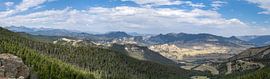 Beartooth Mountains panorama, Yellowstone National Park, USA by Jeroen van Deel