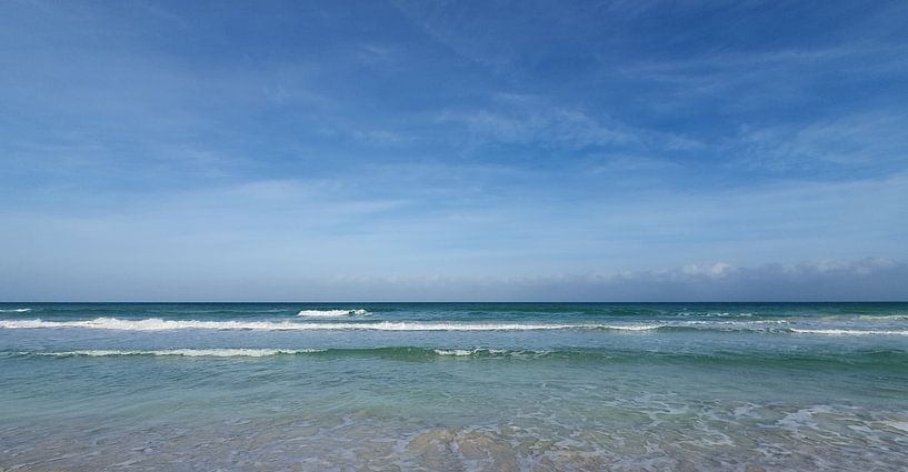 Beach on the Atlantic, Cuba, motif 8 by zam art