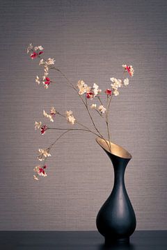 Stilleven bloemen van Dieter Twenhoven