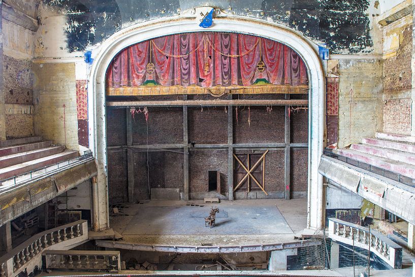 theatre by Kim Kroon