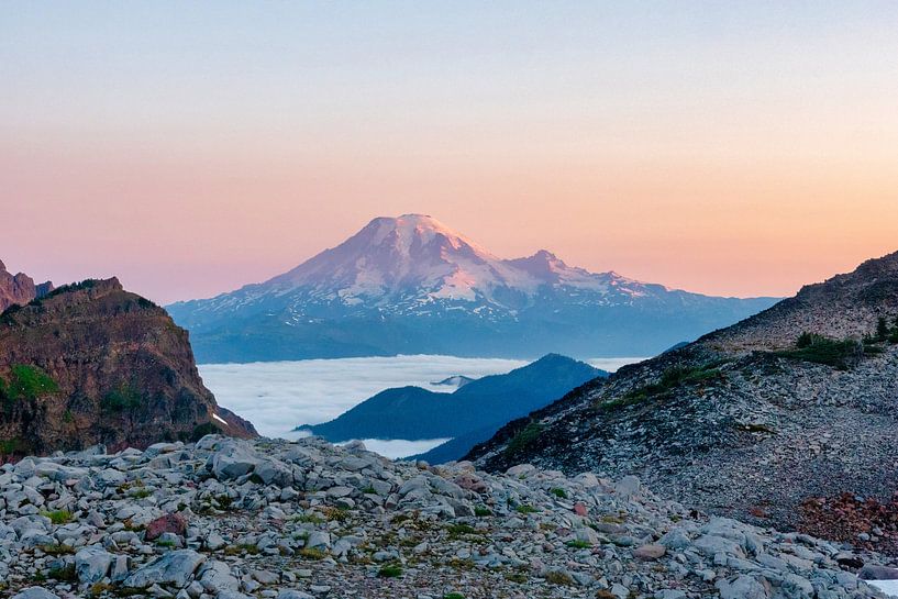 Sunrise of Mt Rainier above the clouds by Marc van den Elzen