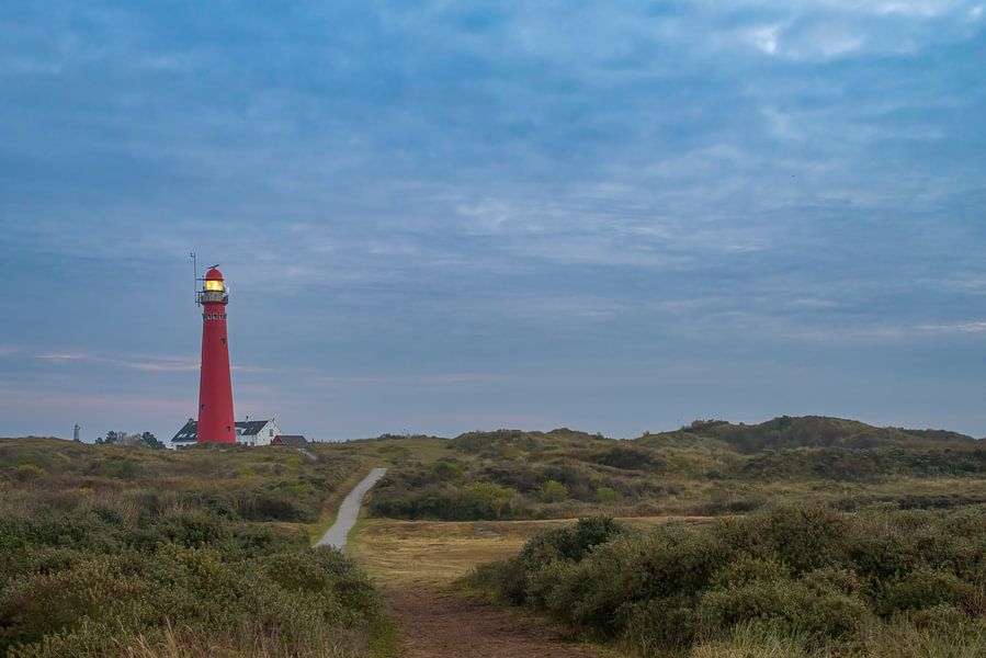 Vuurtoren In De Duinen Bij Het Eiland Schiermonnikoog In De Duinen Van Sjoerd Van Der Wal