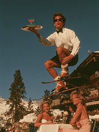 Cocktails on the Slopes by Marco Müller-Vo