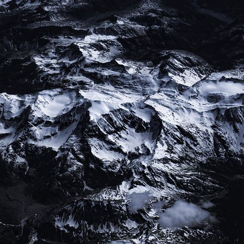 DARK ALPS 1-33 D