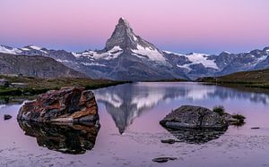 Zonsopgang over de Matterhorn van Achim Thomae